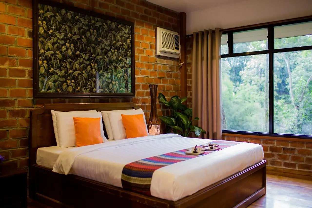 Malagos Garden Resort Davao 4*,